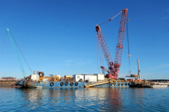 A.M.S. GLADSTONE with 400T Crawler Crane